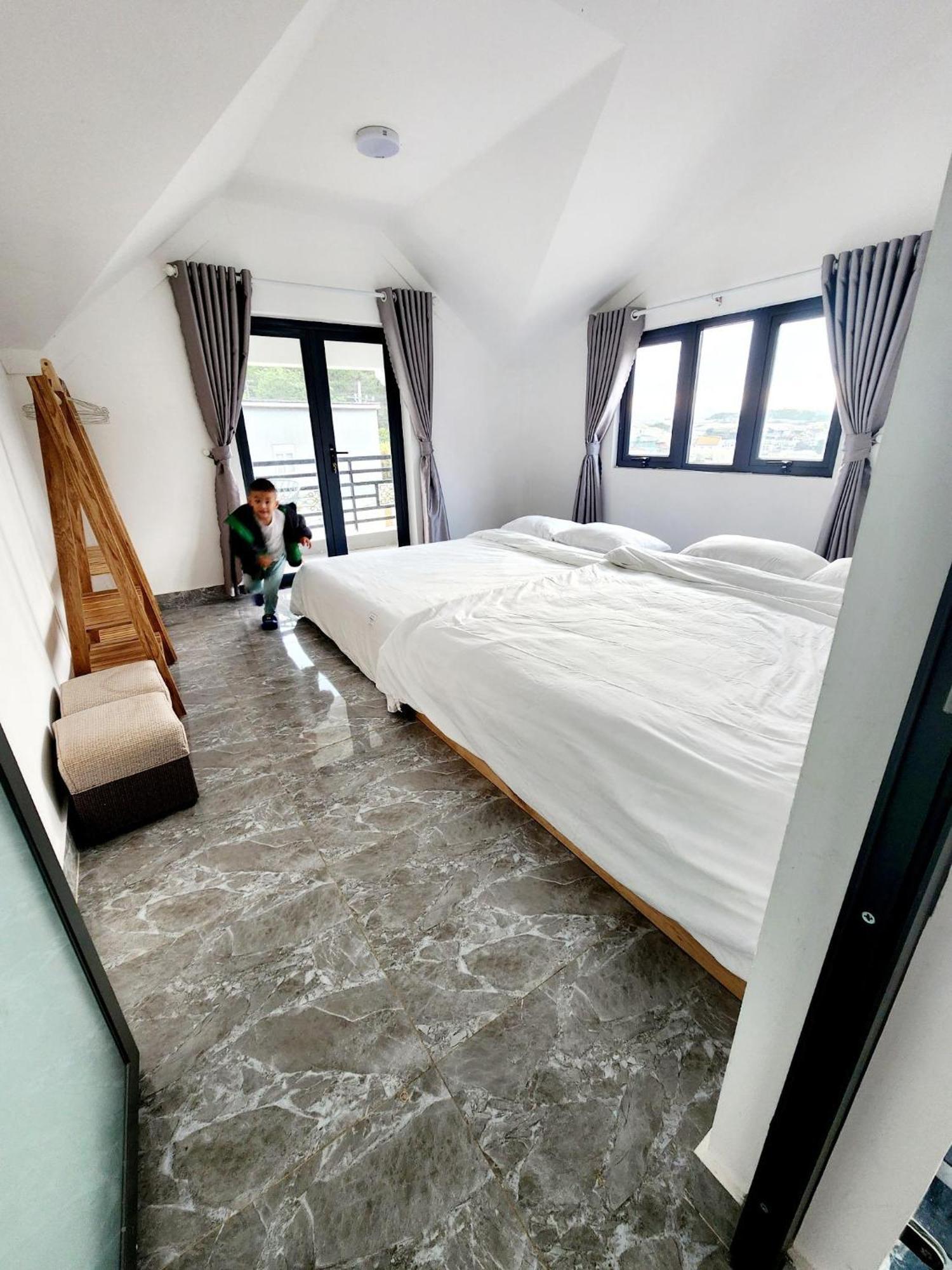 Happy Bun Hotel Da Lat Exterior photo
